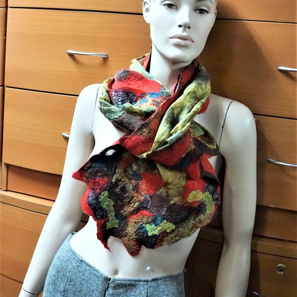 BATIK SILK FELTED WOOL TRIM HUGE SHAWL HANDMADE GIFT FOR WOMEN - Picture 10 of 16